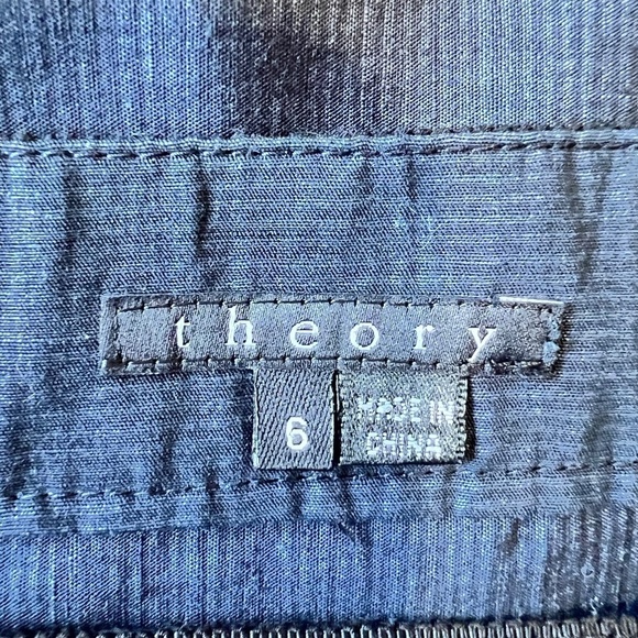 Theory Thais pencil skirt with subtle navy stripes - Picture 3 of 11